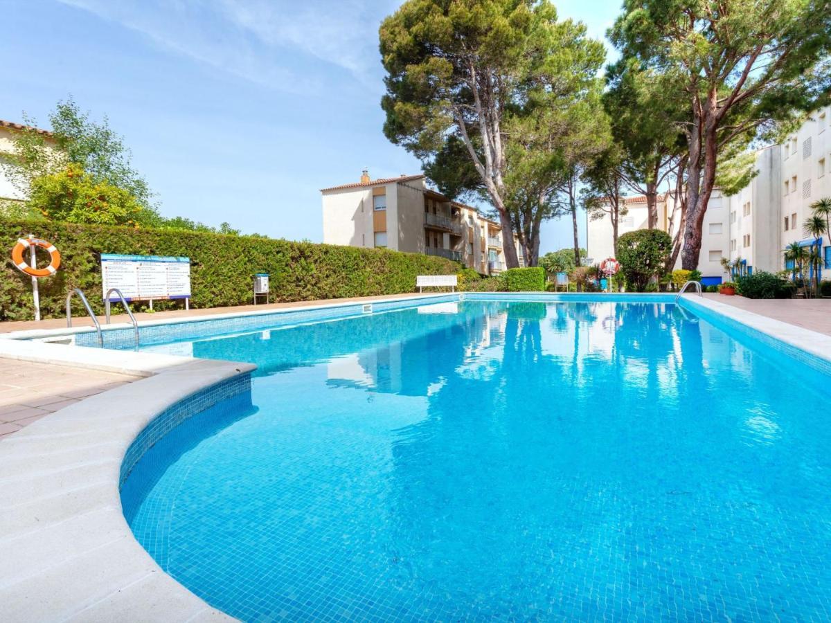 Residencial Magda Park By Interhome L' Escala